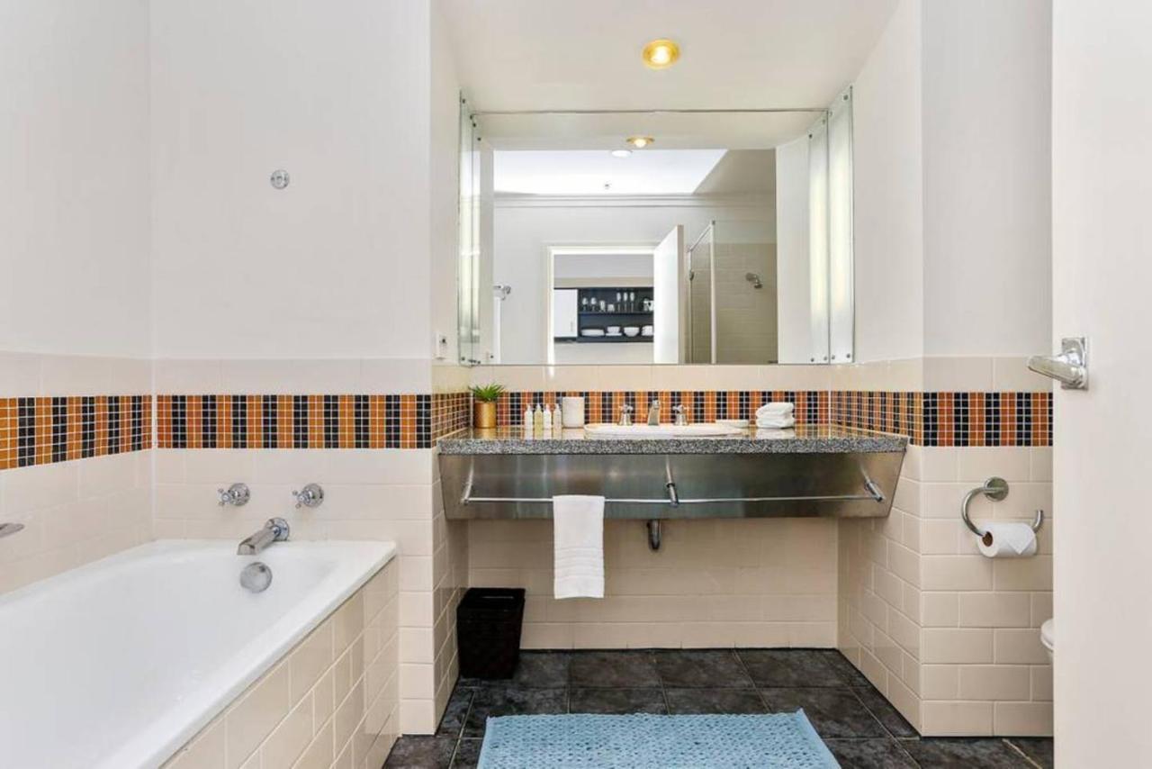 Spacious One Bedroom In The Heritage Hotel! Auckland Dış mekan fotoğraf